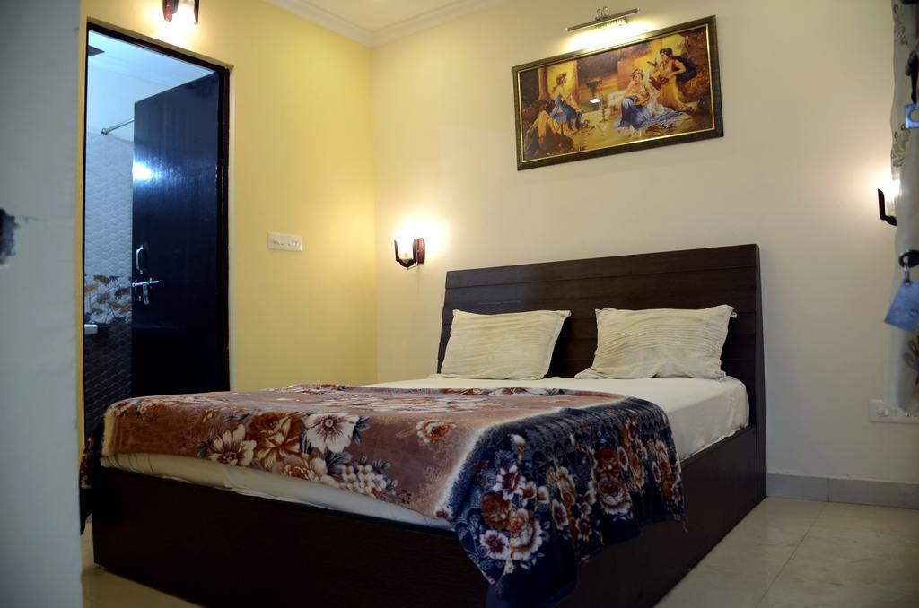 Mohini Homestay *